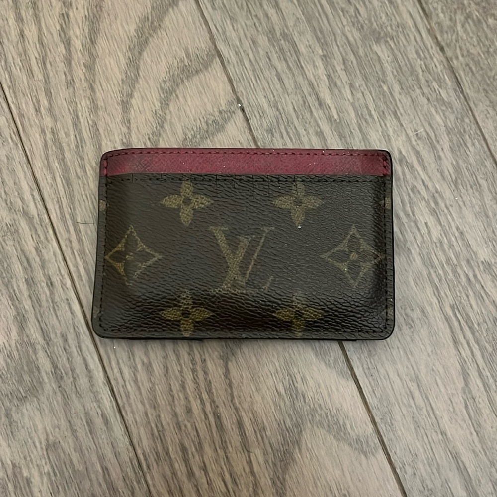 LV Card Holder- Authentic with E Receipt